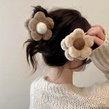 Flower Claw Clips, 2 PCs Fluffy Flower Hair Clips for Women