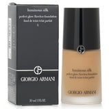 GIORGIO ARMANI - Luminous Silk Foundation - # 6 (Golden Beige) 202613 30ml/1oz